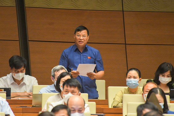 Kỳ họp Quốc hội: Cần nhiều giải pháp căn cơ để thúc đẩy phát triển kinh tế - xã hội 6 tháng cuối năm - Anh 6