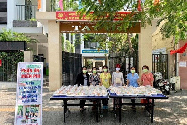 Xây dựng và phát triển văn hóa Việt Nam nhìn từ góc độ giá trị - Anh 5