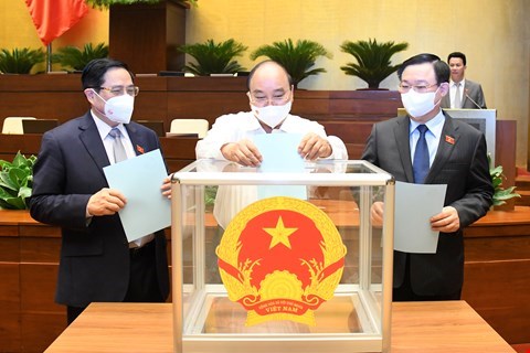 Cơ cấu thành viên Chính phủ gồm 27 thành viên, có 4 Phó Thủ tướng, 18 Bộ trưởng - Anh 3