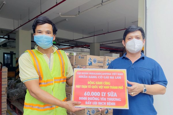Sữa Cô gái Hà Lan mang nguồn dinh dưỡng yêu thương đến với TP.HCM, Bình Dương - Anh 2