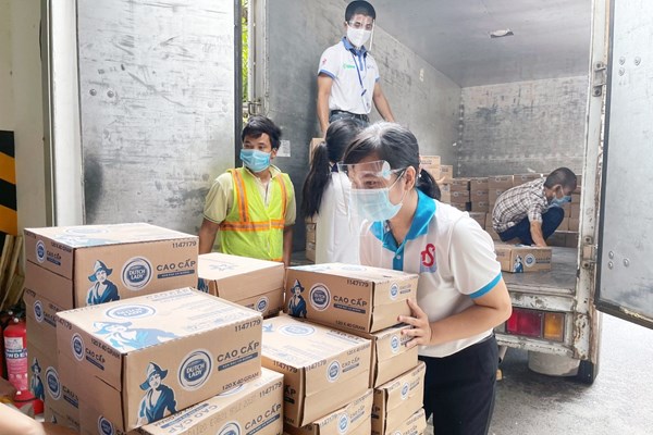 Sữa Cô gái Hà Lan mang nguồn dinh dưỡng yêu thương đến với TP.HCM, Bình Dương - Anh 3