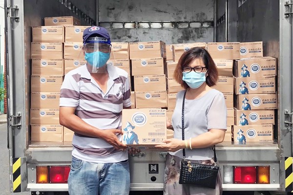 Sữa Cô gái Hà Lan mang nguồn dinh dưỡng yêu thương đến với TP.HCM, Bình Dương - Anh 7