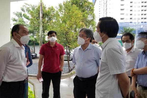Bộ Y tế khảo sát, gấp rút thành lập Trung tâm hồi sức tích cực Covid-19 tại TP.HCM - Anh 2