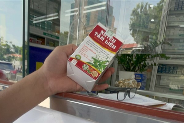 Xuyên tâm liên loạn giá từ hiệu thuốc đến 