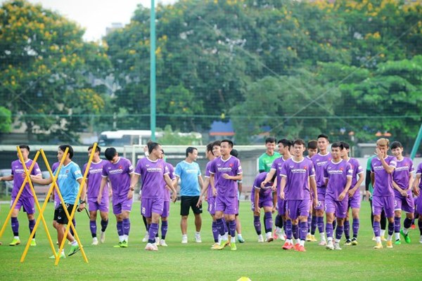 Tuyển U22 chuẩn bị cho vòng loại U23 châu Á 2022: Quyết tâm cho lần thứ tư - Anh 1