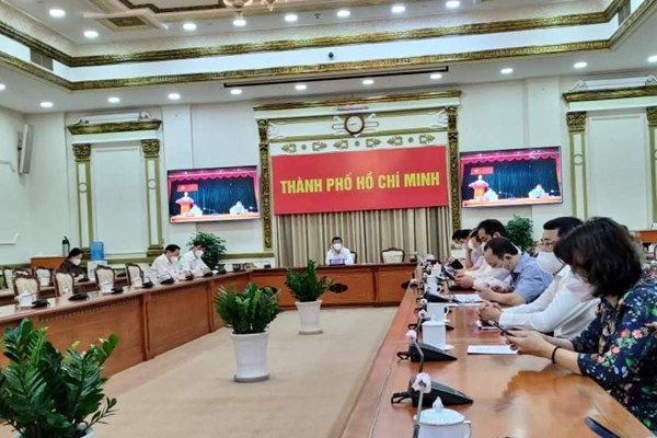Những Bệnh viện hạng đặc biệt vào cuộc điều trị bệnh nhân nặng tại TP.HCM - Anh 1