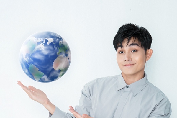 Hoa Hậu H’Hen Niê, ca sĩ Đông Nhi, Ông Cao Thắng, biên đạo Quang Đăng và hàng loạt người nổi tiếng hưởng ứng “Ngày Trái đất quá tải” 2021 - Anh 5
