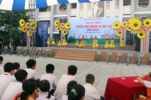Vài góp ý trong xây dựng môi trường văn hóa lành mạnh - Anh 3