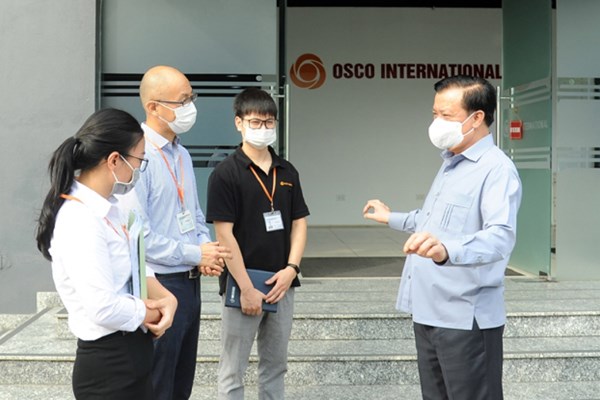 Bí thư Hà Nội: Thời gian giãn cách có gia hạn hay không tuỳ mức độ kiểm soát dịch - Anh 1