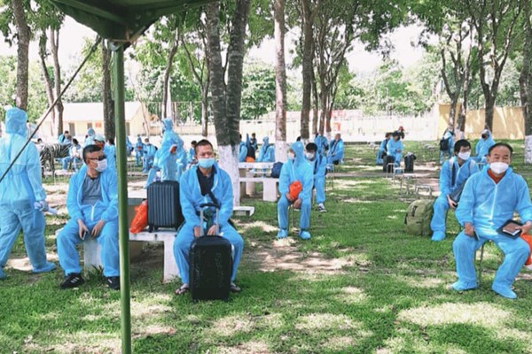 Thanh Hóa tạm dừng tiếp nhận công dân từ các tỉnh thành thực hiện giãn cách xã hội theo Chỉ thị 16 - Anh 1