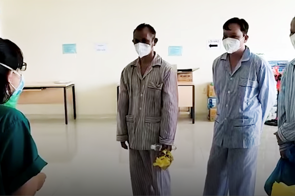 Nhiều tín hiệu tích cực trong điều trị bệnh nhân Covid-19 tại TP.HCM - Anh 1