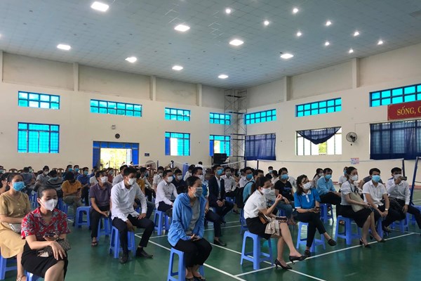 Sở Y tế Quảng Nam phải giải trình về việc tiêm vắcxin ngừa Covid-19 chưa đúng đối tượng - Anh 1