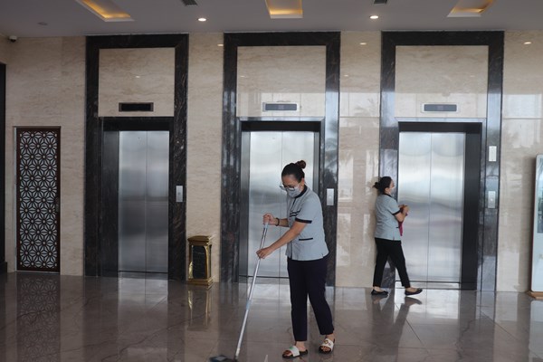 Đà Nẵng: Hỗ trợ lao động bị mất việc làm ở các cơ sở lưu trú - Anh 1