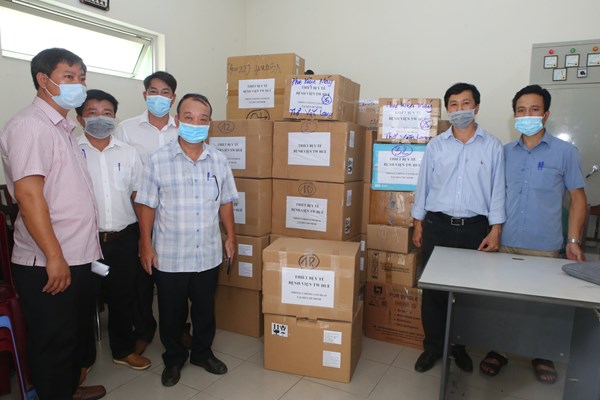 Thành lập Trung tâm Hồi sức Covid-19 Trung ương Huế 500 giường tại TP.Hồ Chí Minh - Anh 2