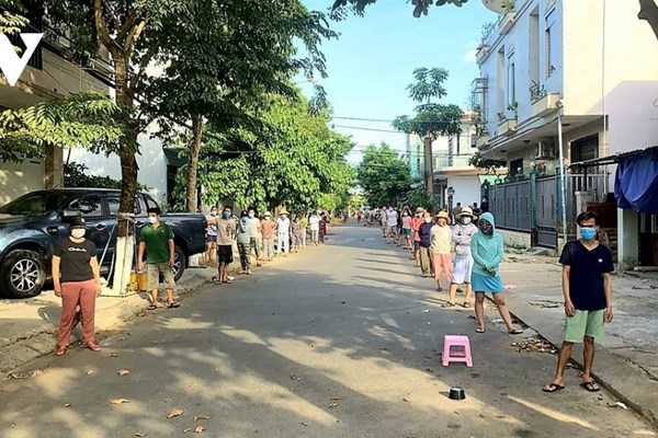 Sẽ xử lý Phó Chánh Văn phòng Đoàn ĐBQH Đà Nẵng tát nhân viên y tế - Anh 1