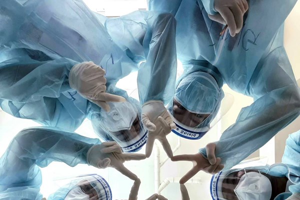 Đẩy mạnh các cuộc thi sáng tác chủ đề phòng, chống dịch Covid-19 - Anh 1