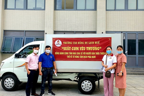 Trường Cao đẳng Du lịch Huế hỗ trợ 