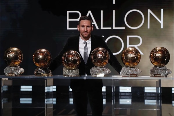 Lionel Messi chính thức chia tay Barcelona sau 21 năm gắn bó - Anh 2