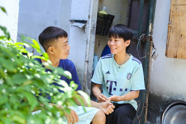 Tình người ở xóm chạy thận - Anh 1