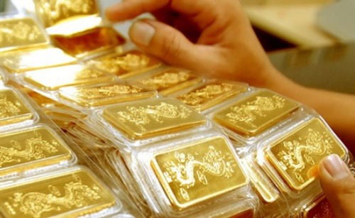 Giá vàng hôm nay 9.8: Đà giảm tiếp diễn, thời điểm tốt để đầu cơ vào vàng? - Anh 1