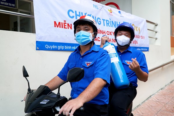 “ATM OXY” hỗ trợ người bệnh - Anh 2