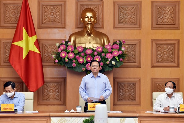 Thủ tướng cùng đại diện Vietjet, Vingroup, FPT, Masan… thảo luận gỡ khó cho doanh nghiệp ảnh hưởng đại dịch - Anh 1