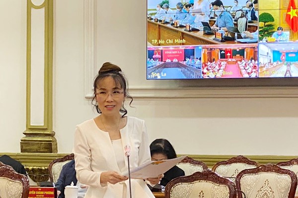 Thủ tướng cùng đại diện Vietjet, Vingroup, FPT, Masan… thảo luận gỡ khó cho doanh nghiệp ảnh hưởng đại dịch - Anh 5