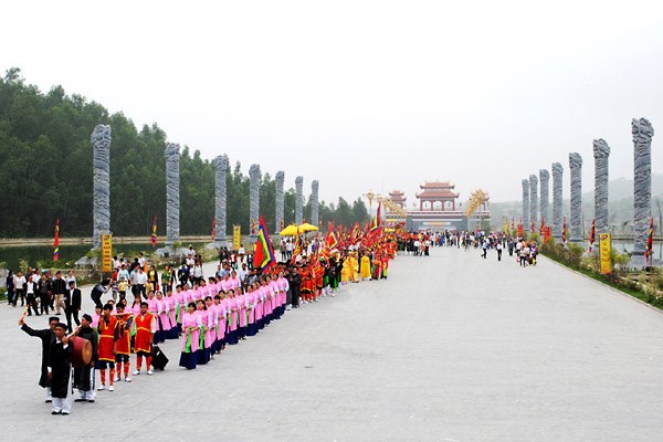 Đầu tư cho sự nghiệp văn hóa ở địa phương còn thấp - Anh 4