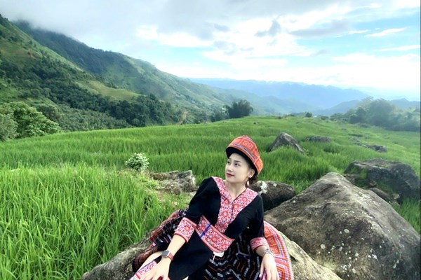 Bong hoa xinh dep giua dat troi Lai Chau - Anh 1