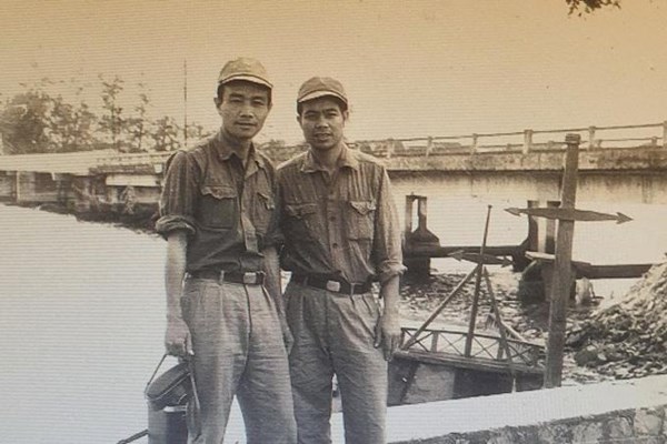 Theo bầy sếu xoải bay trong mù - Anh 1