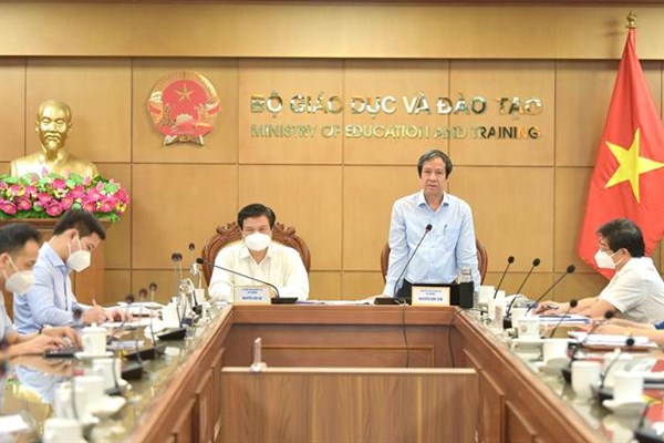 Ngành Giáo dục cần chuyển trạng thái để thích ứng với tình hình dịch bệnh - Anh 1