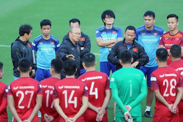Thử thách mới của ông Park - Anh 1