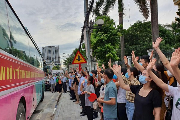 Thanh Hóa: Cử 100 y, bác sỹ hỗ trợ Bình Dương, Đồng Nai chống dịch - Anh 2