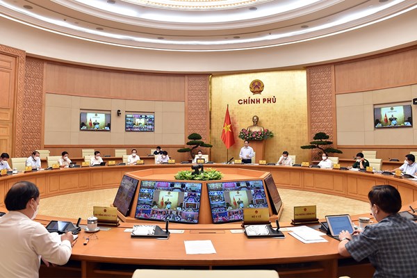 Thủ tướng chủ trì Hội nghị trực tuyến về phòng, chống Covid-19 - Anh 2