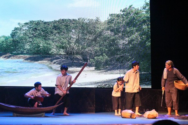 Khi sân khấu “xe duyên” công nghệ - Anh 1