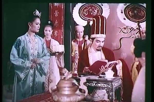 Cần nhìn nhận đúng dòng điện ảnh chủ lưu trong chiến lược phát triển văn hóa - Anh 2