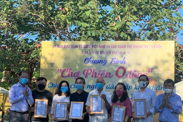 “Chợ phiên 0 đồng” tại Hội An (Quảng Nam) - Anh 4