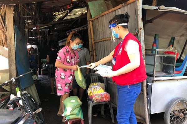 Nhiều hoạt động trợ giúp người dân bị ảnh hưởng Covid-19 trị giá gần 5,2 tỉ đồng - Anh 2