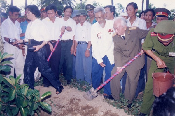 Lần thăm quê cuối cùng của Đại tướng Võ Nguyên Giáp - Anh 2