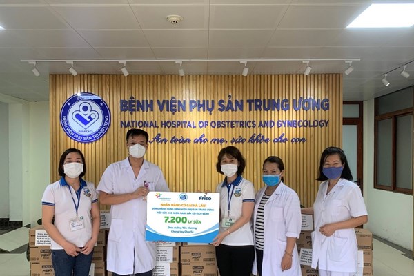 Sữa Cô gái Hà Lan tiếp sức y bác sĩ vào miền Nam chống dịch - Anh 4