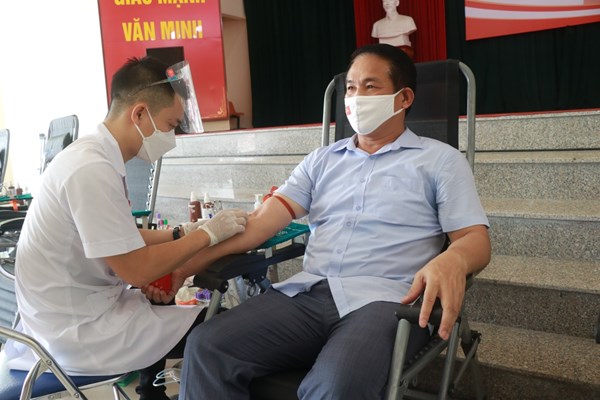 Các tuyển thủ quốc gia hiến máu “Vì miền Nam thân yêu” - Anh 1