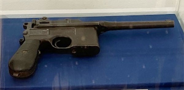 Xúc động với những hình ảnh, hiện vật đặc biệt về Vị tướng huyền thoại - Anh 4