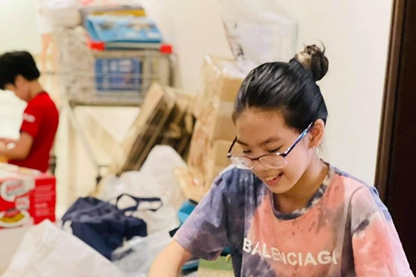 Ba cô bé sáng lập dự án  