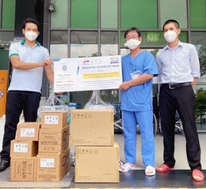 Doanh nghiệp châu Âu ủng hộ hơn 3,4 tỉ đồng giúp Việt Nam chống dịch - Anh 2