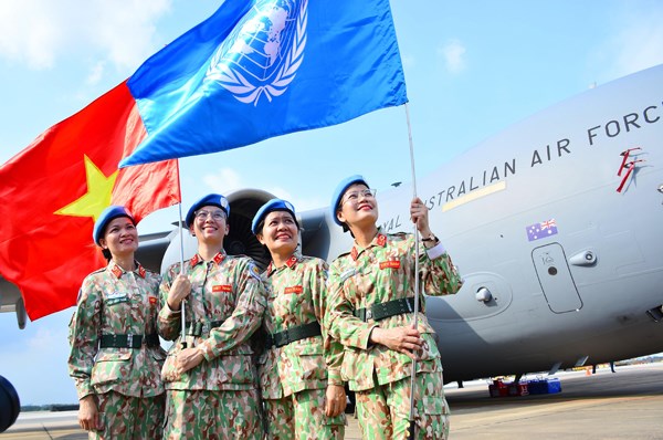 Triển lãm 82 tác phẩm “Rạng ngời mùa thu Tháng Tám năm 1945” - Anh 9