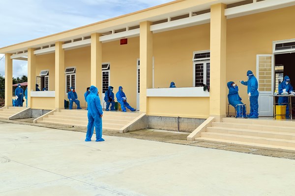 Lâm Đồng chủ động phòng, chống dịch bệnh Covid-19 - Anh 1