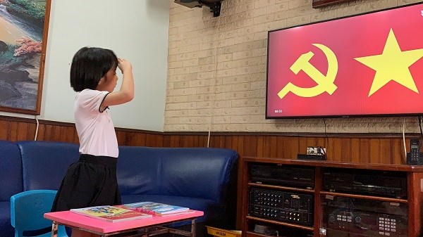 Hoc sinh ca nuoc du Le khai giang cua nam hoc dac biet - Anh 3