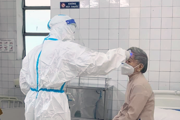 Điều trị kết hợp phục hồi chức năng cho bệnh nhân sau Covid-19 - Anh 2