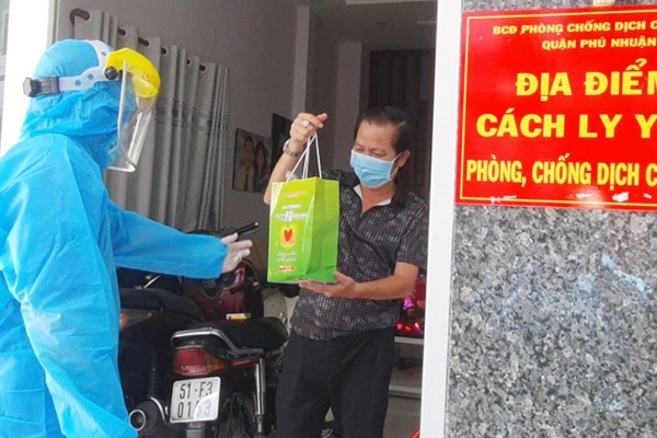 Điều trị kết hợp phục hồi chức năng cho bệnh nhân sau Covid-19 - Anh 3