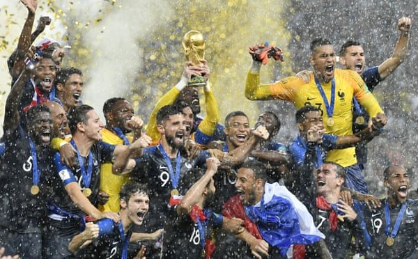 Kế hoạch tổ chức World Cup hai năm một lần bị phản đối - Anh 1